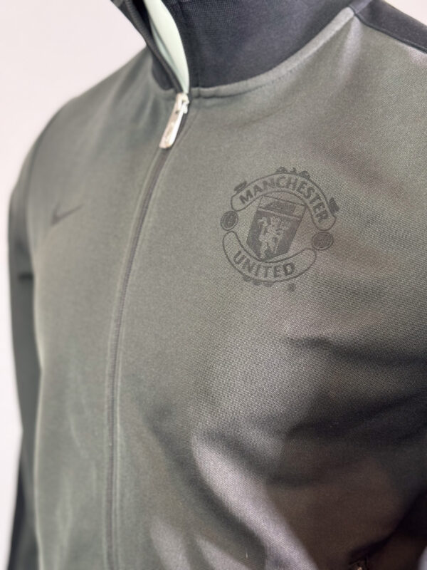 Chamarra Manchester United Negro/Gris - Image 5