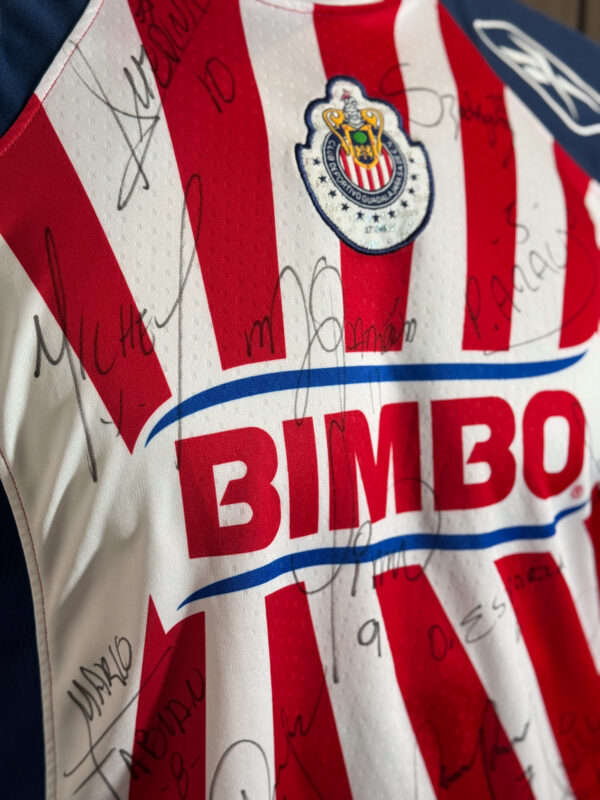Chivas 08-09 Local Venado Medina #10 Firmada - Image 5