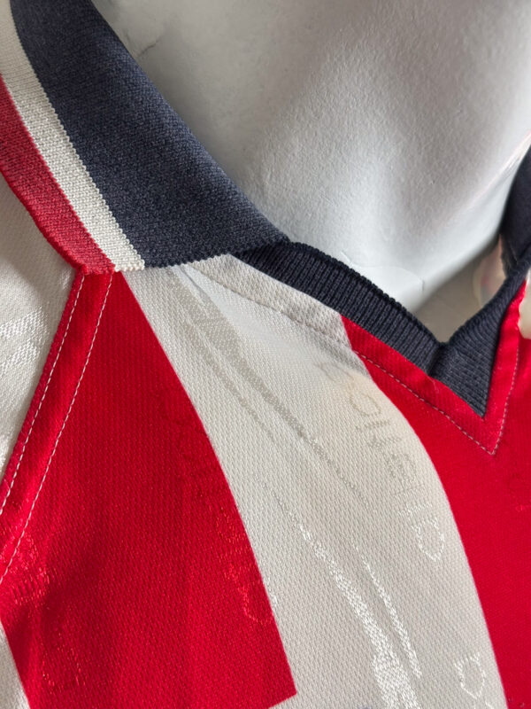 Chivas 98-99 Local - Image 6