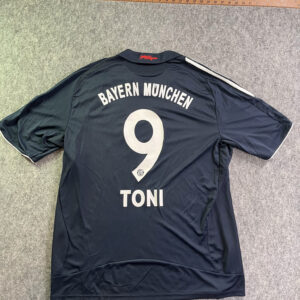 Bayern Munich Visita 08-09 Luca Toni #9