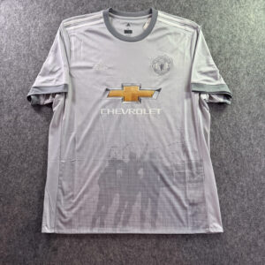 Manchester United Tercero 17-18