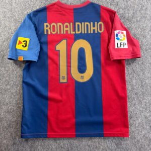 Barcelona Local 06-07 Ronaldinho #10